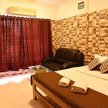The Sky Inn Navi Mumbai Exterior foto